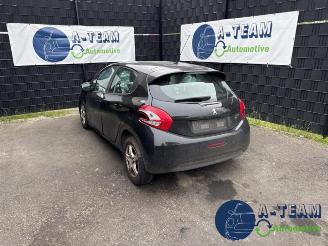 Uttjänta bilar auto Peugeot 208 208 I (CA/CC/CK/CL), Hatchback, 2012 / 2019 1.2 Vti 12V PureTech 82 2013/10