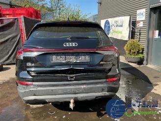 disassembly passenger cars Audi Q4 Q4 (F4B), SUV, 2021 40 e-tron 77 kWh 2023/10