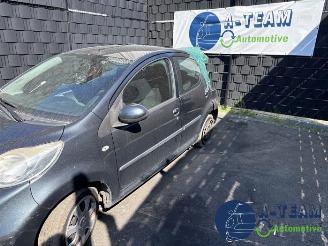 Peugeot 107 107, Hatchback, 2005 / 2014 1.0 12V picture 4