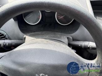 Peugeot 206 206+ (2L/M), Hatchback, 2009 / 2013 1.1 XR,XS picture 27
