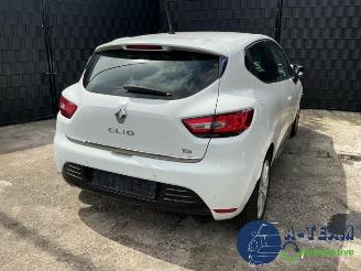Vrakbiler auto Renault Clio Clio IV (5R), Hatchback 5-drs, 2012 / 2021 0.9 Energy TCE 90 12V 2017/1