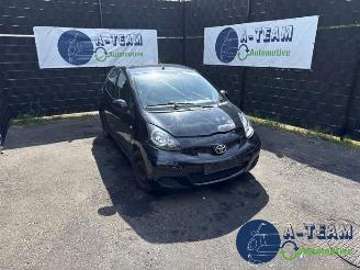 Vrakbiler auto Toyota Aygo Aygo (B10), Hatchback, 2005 / 2014 1.0 12V VVT-i 2009/9