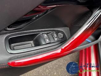 Peugeot 208 208 I (CA/CC/CK/CL), Hatchback, 2012 / 2019 1.6 16V GTI picture 19