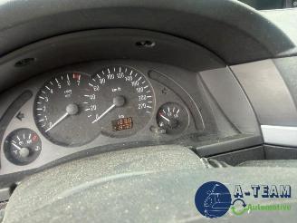 Vrakbiler auto Opel Meriva Meriva (A), MPV, 2003 / 2010 1.6 2003/4