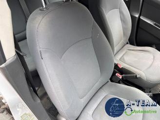 Chevrolet Spark Spark (M300), Hatchback, 2010 1.0 16V Bifuel picture 16