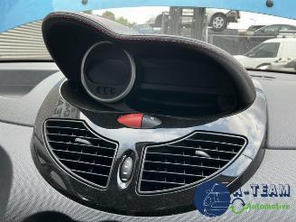 Renault Twingo Twingo II (CN), Hatchback 3-drs, 2007 / 2014 1.2 16V picture 24