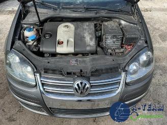 Volkswagen Jetta Jetta III (1K2), Sedan, 2005 / 2010 1.6 FSI 16V picture 4