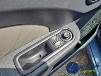Renault Twingo Twingo II (CN), Hatchback 3-drs, 2007 / 2014 1.2 16V picture 32