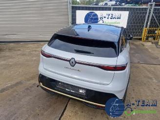 krockskadad bil auto Renault Mégane E-Tech Megane E-Tech (RCB), SUV, 2021 60 kWh 2022/7