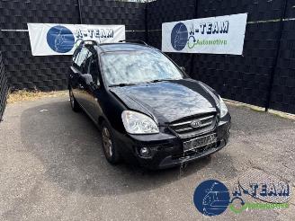 Coche siniestrado Kia Carens Carens III (FG), MPV, 2006 / 2013 2.0i CVVT 16V 2009/6