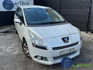 Peugeot 5008 5008 I (0A/0E), MPV, 2009 / 2017 1.6 HDiF 16V picture 3