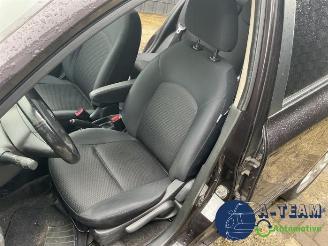 Nissan Micra Micra (K13), Hatchback, 2010 / 2016 1.2 12V DIG-S picture 15