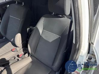 Ford Fiesta Fiesta 6 (JA8), Hatchback, 2008 / 2018 1.0 Ti-VCT 12V 65 picture 14