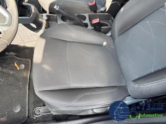 Ford Fiesta Fiesta 6 (JA8), Hatchback, 2008 / 2018 1.0 Ti-VCT 12V 65 picture 13
