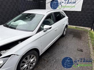 Seat Leon Leon ST (5FF), Combi 5-drs, 2012 / 2020 1.0 TSI 12V picture 4