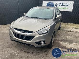 disassembly passenger cars Hyundai Ix35 iX35 (LM), SUV, 2009 / 2015 2.0 16V 2010/8