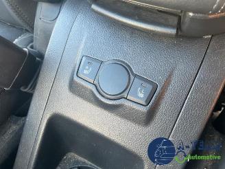 Chevrolet Captiva Captiva (C100), SUV, 2006 / 2011 3.2 V6 24V 4x4 picture 21