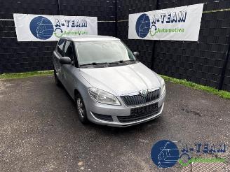 disassembly passenger cars Skoda Fabia Fabia II (5J), Hatchback 5-drs, 2006 / 2014 1.2i 12V 2013/1