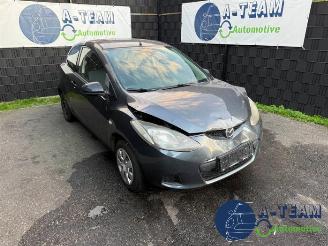Vrakbiler auto Mazda 2 2 (DE), Hatchback, 2007 / 2015 1.3 16V S-VT 2010/3