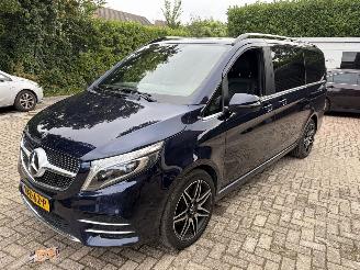 damaged commercial vehicles Mercedes V-klasse V300 4-Matic 7 seat 2020/7