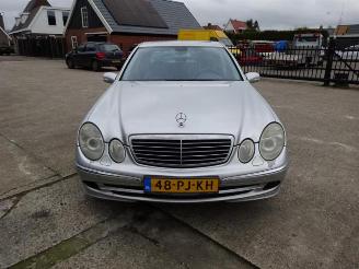 Vrakbiler auto Mercedes E-klasse  2004/7