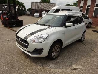 Suzuki Swift Swift (ZC/ZD), Hatchback 5-drs, 2017 1.2 Dual Jet 16V Allgrip picture 2