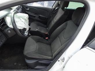 Renault Clio Clio IV Estate/Grandtour (7R), Combi 5-drs, 2012 / 2021 0.9 Energy TCE 12V picture 8