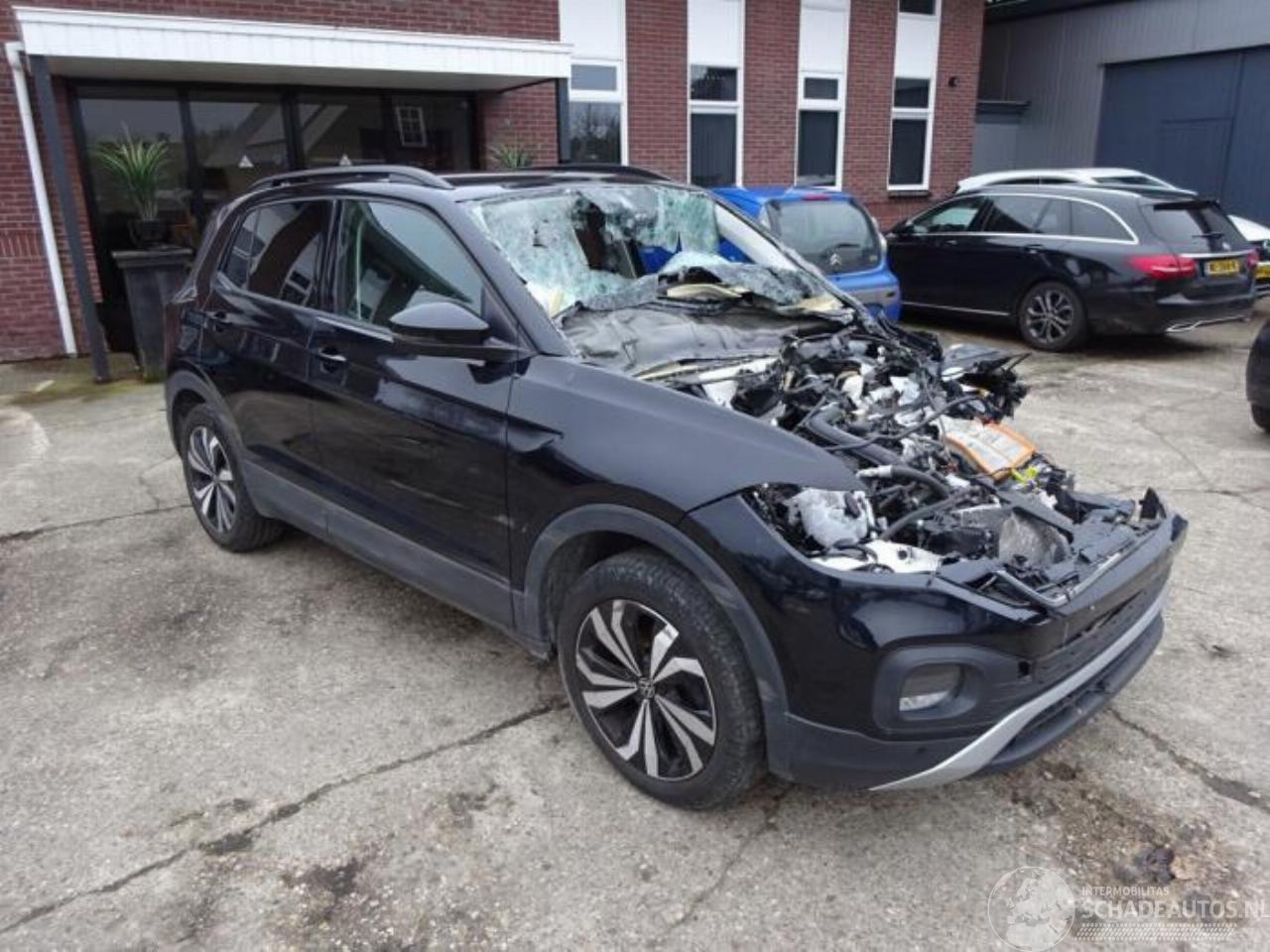 Volkswagen T-Cross T-Cross, SUV, 2018 1.0 TSI 110 12V