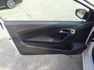 Volkswagen Polo Polo V (6R), Hatchback, 2009 / 2017 1.4 TDI picture 8