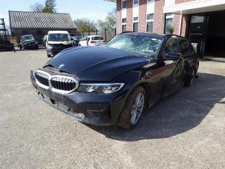 Uttjänta bilar auto BMW 3-serie 3 serie Touring (G21), Combi, 2019 318d 2.0 TwinPower Turbo 16V Mild Hybrid 2021/1