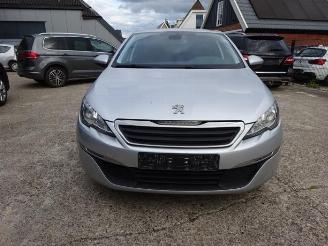 Vrakbiler auto Peugeot 308 308 SW (L4/L9/LC/LJ/LR), Combi 5-drs, 2014 / 2021 1.6 BlueHDi 115 2015/4