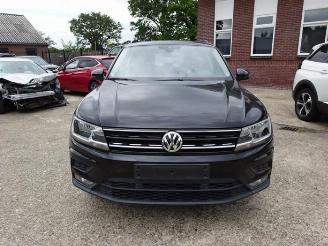 Coche siniestrado Volkswagen Tiguan Tiguan (AD1), SUV, 2016 / 2024 1.5 TSI 16V Evo BlueMotion Technology 2019/11