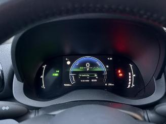 Toyota Yaris 1.5 Hybrid 115 First Edition picture 16