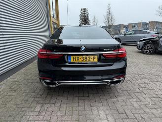 BMW 7-serie 750Li xDrive picture 9