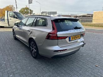 Volvo V-60 2.0 B3 Essential Edition picture 7