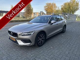 Volvo V-60 2.0 B3 Essential Edition picture 1
