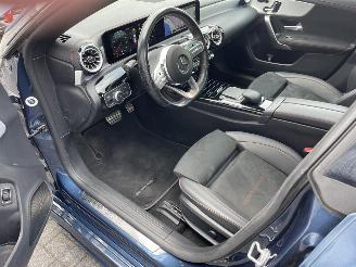 Mercedes Cla-klasse met weinig km. 200 Business Solution AMG picture 23