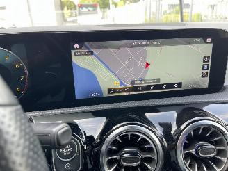 Mercedes Cla-klasse met weinig km. 200 Business Solution AMG picture 19