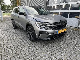 krockskadad bil auto Renault Espace E-Tech full hybrid 200 esprit Alpine 7p. 2023/12