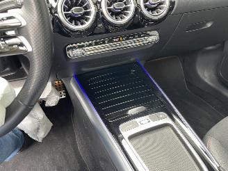 Mercedes GLA 180 Star Edition picture 18
