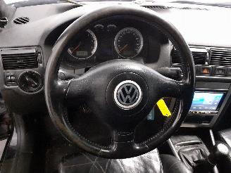 Volkswagen Golf Golf IV (1J1) Hatchback 2.0 (AQY) [85kW]  (07-1998/05-2004) picture 13