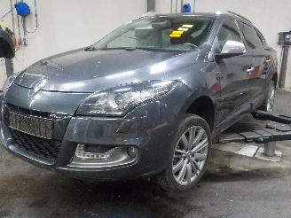 Gebrauchtwagen PKW Renault Mégane Megane III Grandtour (KZ) Combi 5-drs 1.5 dCi 110 (K9K-636(K9K-A6)) [8=
1kW]  (02-2009/04-2016) 2012/6