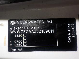 Volkswagen Up Up! (121) Hatchback 1.0 12V 60 (CHYA) [44kW]  (08-2011/08-2020) picture 6