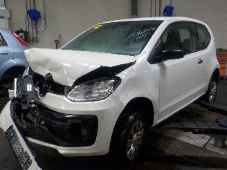 bruktbiler auto Volkswagen Up! Up! (121) Hatchback 1.0 12V 60 (CHYA) [44kW]  (08-2011/08-2020) 2017