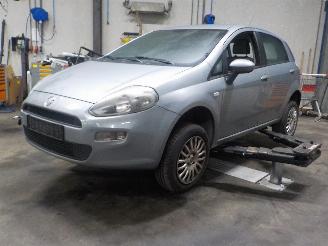 Vrakbiler auto Fiat Punto Punto Evo (199) Hatchback 1.3 JTD Multijet 85 16V (199.B.4000(Euro 5))=
 [62kW]  (10-2009/02-2012) 2012/6
