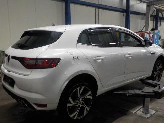 Renault Mégane Megane IV (RFBB) Hatchback 5-drs 1.6 GT Energy TCe 205 EDC (M5M-450(M5=
M-B4)) [151kW]  (11-2015/...) picture 3