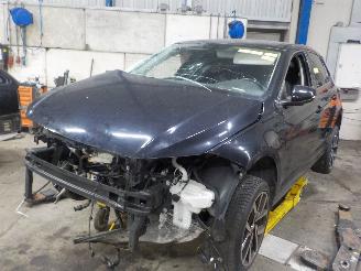 demontáž osobní automobily Volkswagen Polo Polo VI (AW1) Hatchback 5-drs 1.0 TSI 12V (DKLA) [70kW]  (06-2017/...)= 2019/3