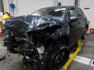 demontáž osobní automobily Volkswagen Polo Polo VI (AW1) Hatchback 5-drs 1.0 TSI 12V (DKLA) [70kW]  (06-2017/...)= 2018/12
