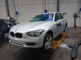 demontáž osobní automobily BMW 1-serie 1 serie (F20) Hatchback 5-drs 114i 1.6 16V (N13-B16A) [75kW]  (07-2012=
/02-2015) 2013