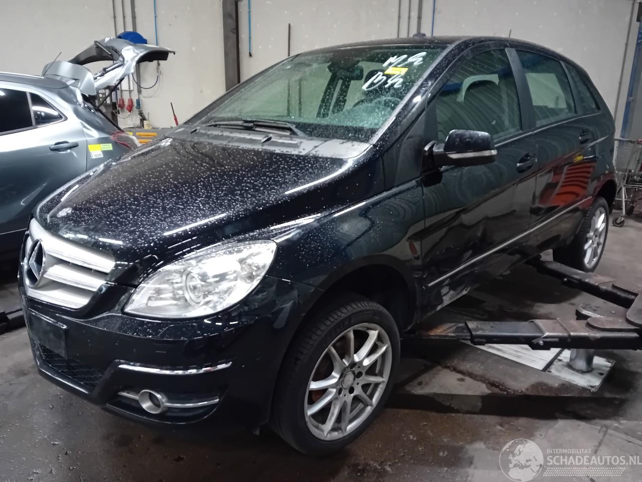 Mercedes B-klasse B (W245) Hatchback 2.0 B-180 CDI 16_V (OM640.940) [80kW]  (03-2005/09-=
2011)